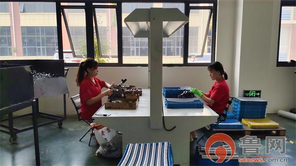 媒體行 臨清煙店智造小鎮(zhèn)：為軸承企業(yè)當(dāng)“保姆” 在山東首創(chuàng)產(chǎn)城融合發(fā)展模式