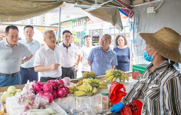 袁光平到白馬井鎮(zhèn)調(diào)研項(xiàng)目建設(shè)等工作