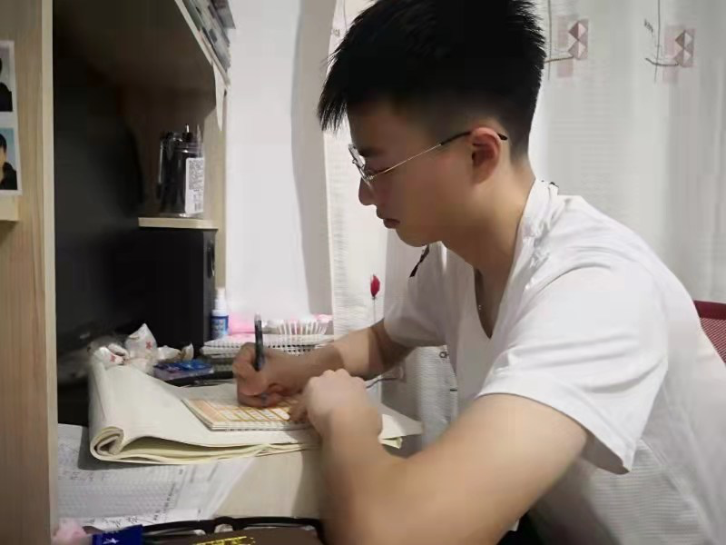 “終身難忘！”中南財大小哥哥在這里寫下千字長文還給了高考生3個小妙招