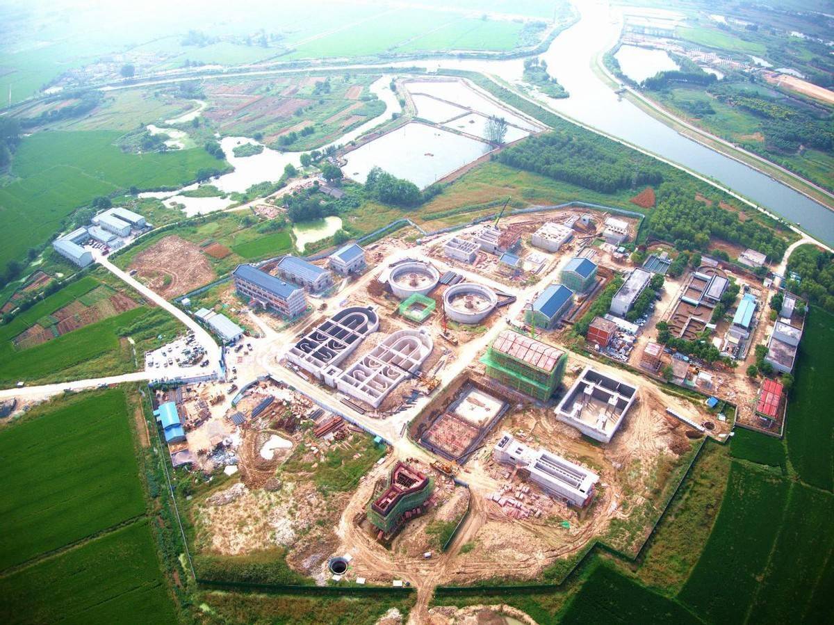 實(shí)干爭先促發(fā)展新城建設(shè)再提速