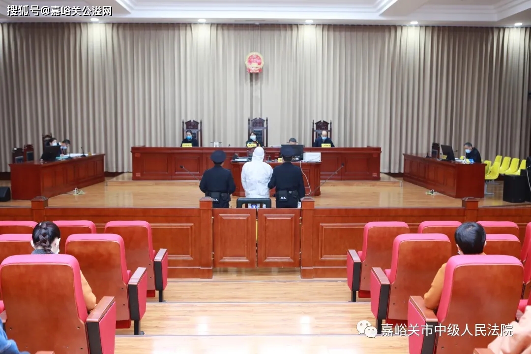 嘉峪關(guān)市自然資源局一科長(zhǎng)受賄濫用職權(quán)案一審開(kāi)庭