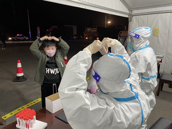 江蘇宜興：同心戰(zhàn)疫溫暖同行